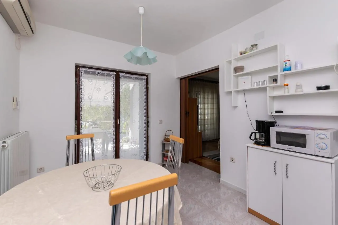 Apartments Anka Rab Island