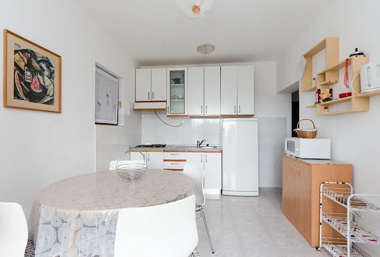 Apartments Anka Rab Island