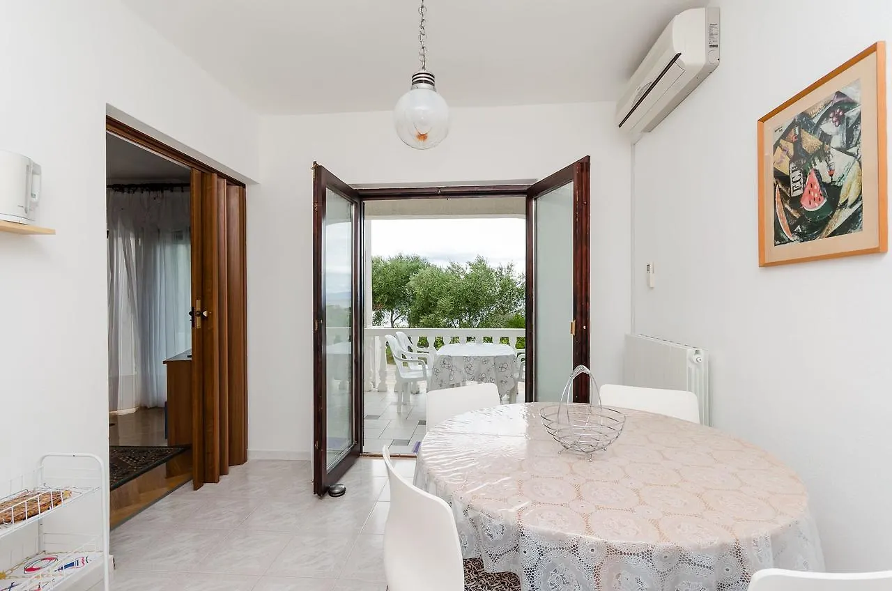 Apartments Anka Rab Island