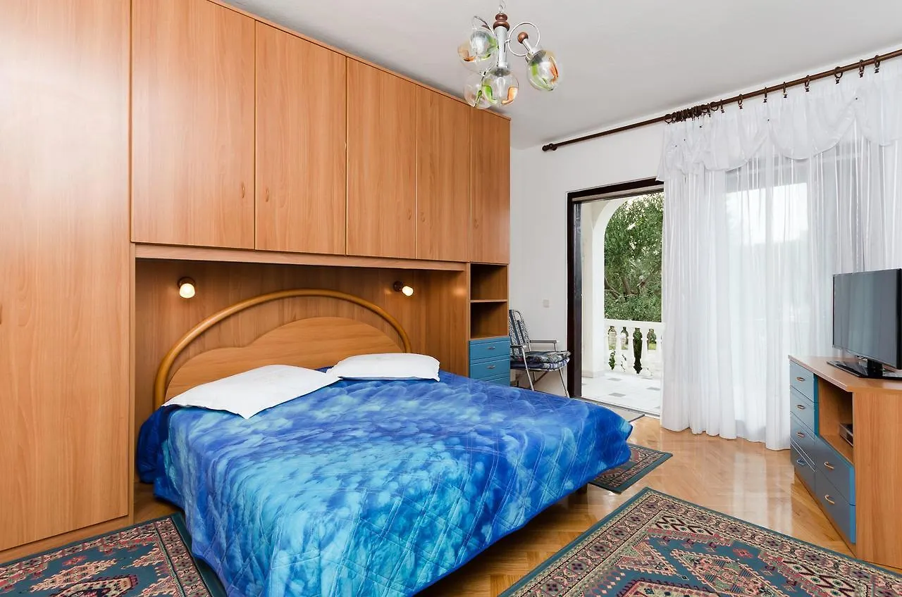 Apartments Anka Rab Island